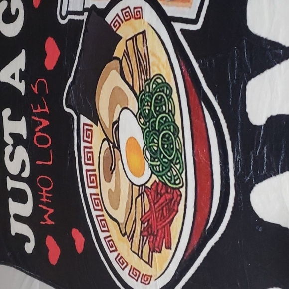 29- Just A Girl Who Loves Ramen And Boba Blanket Throw NWT - Picture 6 of 7
